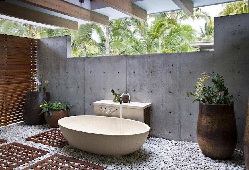 10 Astonishing Tropical Bathroom Ideas That You Must See Today ➤To see more Luxury Bathroom ideas visit us at www.luxurybathrooms.eu #luxurybathrooms #homedecorideas #bathroomideas @BathroomsLuxury