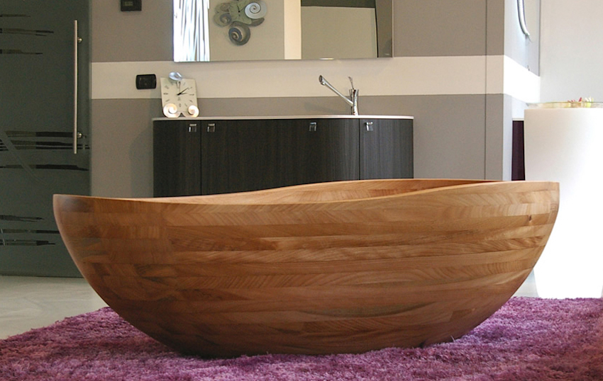 10 Relaxing and Unique Wooden Bathtubs You Will Love Have ➤To see more Luxury Bathroom ideas visit us at www.luxurybathrooms.eu #luxurybathrooms #homedecorideas #bathroomideas @BathroomsLuxury