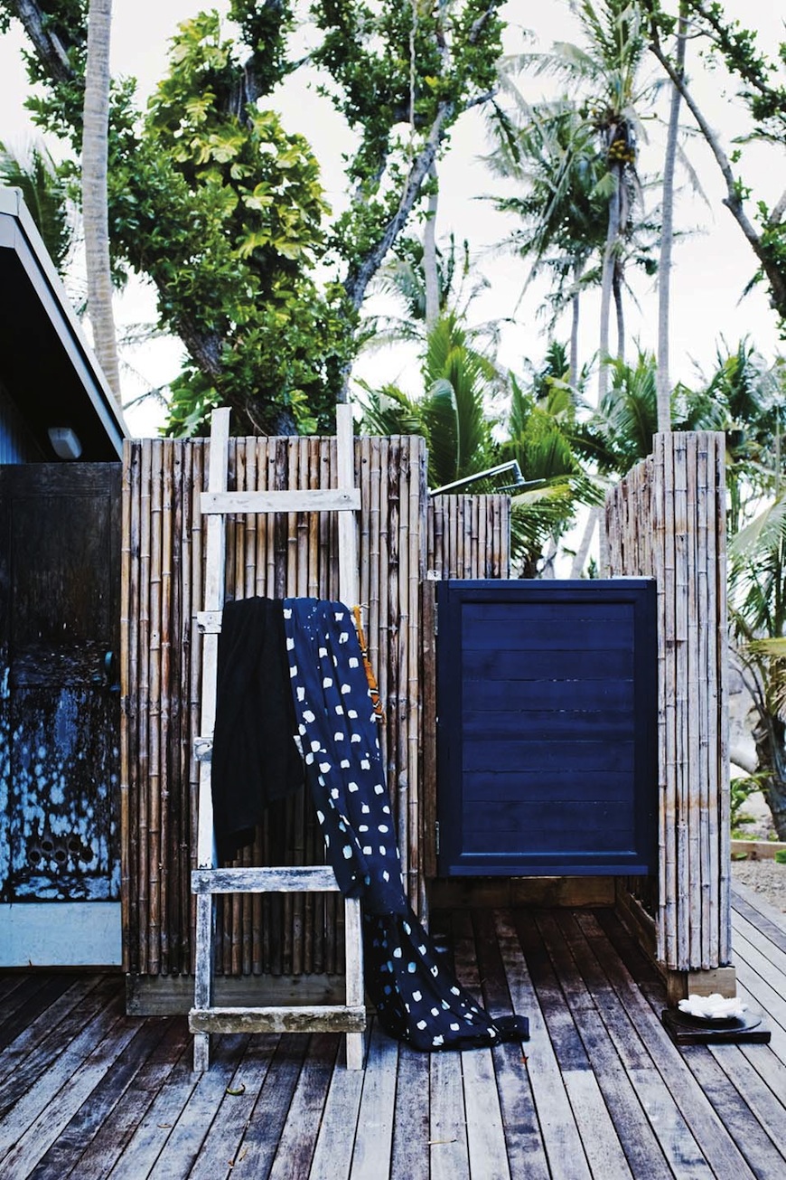 50 Stunning Outdoor Showers That Will Impress You (Part 1) ➤To see more Luxury Bathroom ideas visit us at www.luxurybathrooms.eu #luxurybathrooms #homedecorideas #bathroomideas @BathroomsLuxury