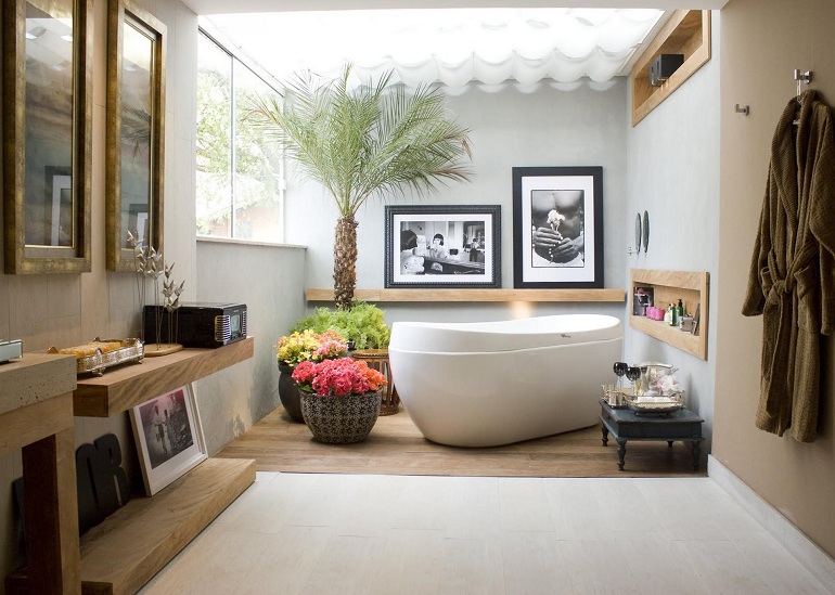 Be Inspired by the Best Spring Decorating Ideas for Luxury Bathrooms ➤To see more Luxury Bathroom ideas visit us at www.luxurybathrooms.eu #luxurybathrooms #homedecorideas #bathroomideas @BathroomsLuxury