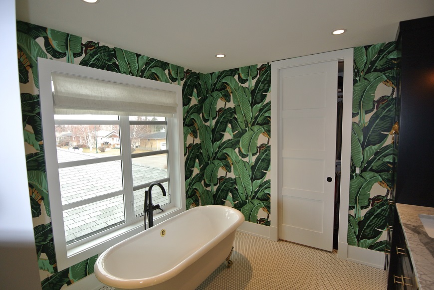 Luxury Bathrooms: Bathroom Decoration With Greenery, Pantone Of The Year 2017