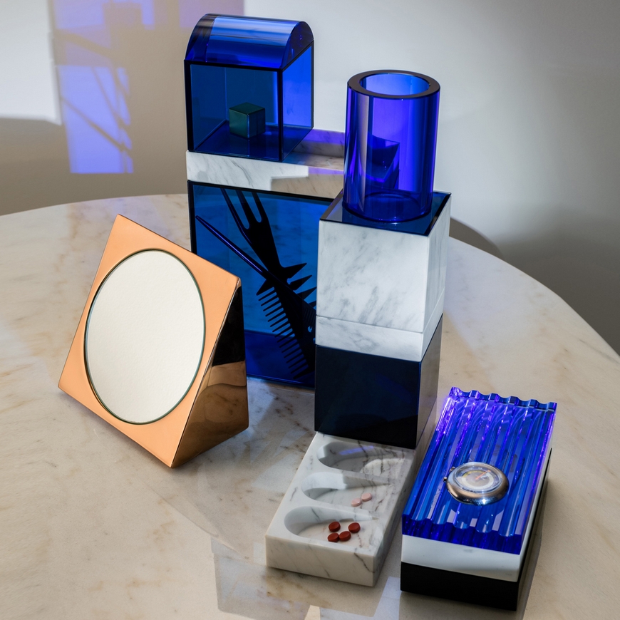 50 Unique Accessories To Make Your Bathroom Sparkle ➤ To see more news about Luxury Bathrooms in the world visit us at http://luxurybathrooms.eu/ #bathroom #interiordesign #luxurybrands @BathroomsLuxury @koket @bocadolobo @delightfulll @brabbu @essentialhomeeu @circudesign @mvalentinabath @luxxu @covethouse_