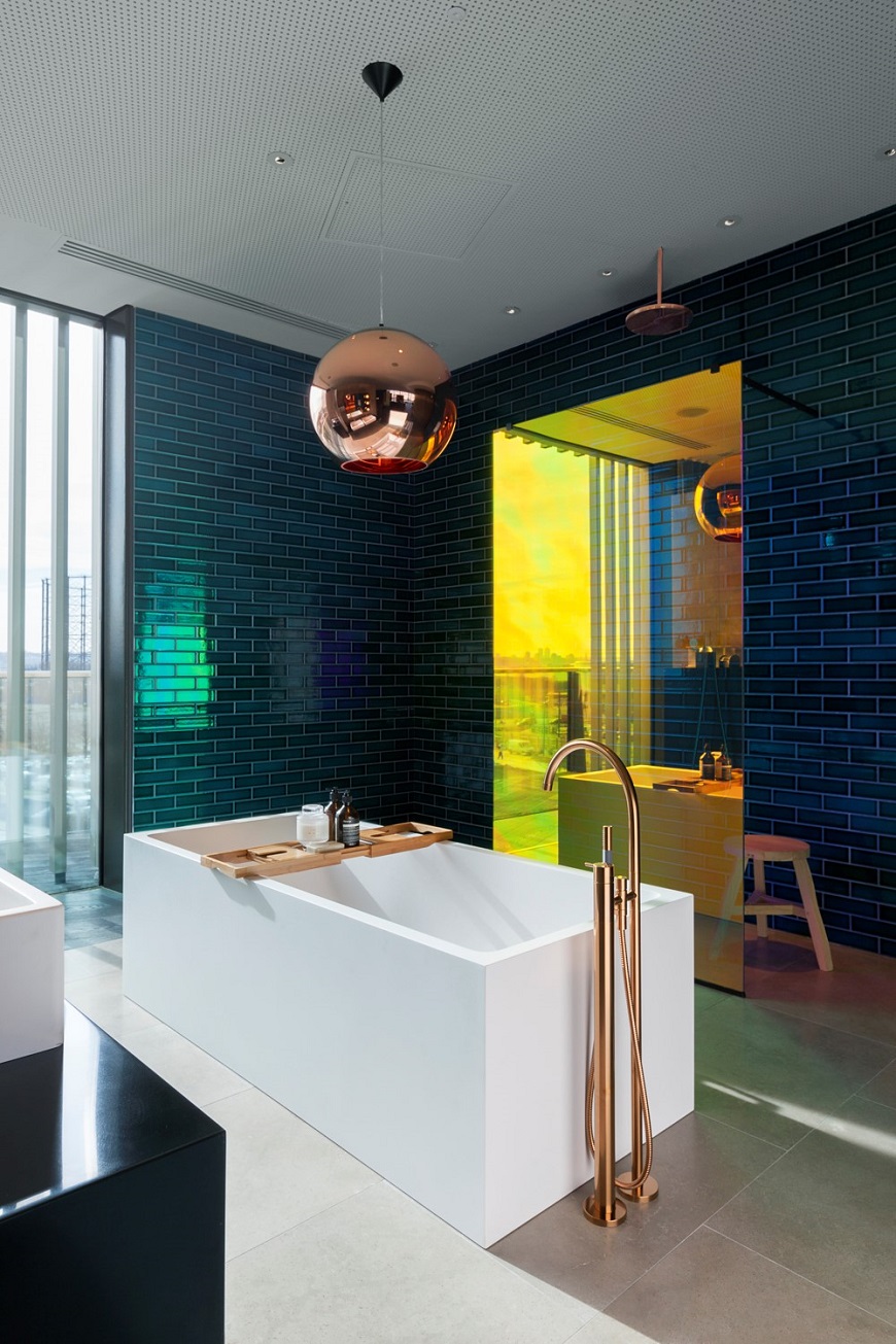 50 Unique Accessories To Make Your Luxury Bathroom Sparkle ➤ To see more news about Luxury Bathrooms in the world visit us at http://luxurybathrooms.eu/ #bathroom #interiordesign #luxurybrands @BathroomsLuxury @koket @bocadolobo @delightfulll @brabbu @essentialhomeeu @circudesign @mvalentinabath @luxxu @covethouse_