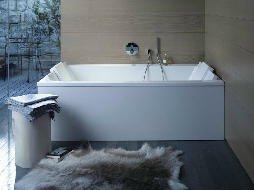 Make Your Luxury Bathroom Sparkle With The Most Beautiful Bathtubs ➤ To see more news about Luxury Bathrooms in the world visit us at http://luxurybathrooms.eu/ #bathroom #interiordesign #luxurybrands @BathroomsLuxury @koket @bocadolobo @delightfulll @brabbu @essentialhomeeu @circudesign @mvalentinabath @luxxu @covethouse_