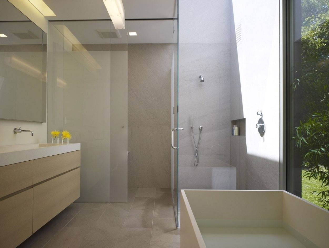 11 Mesmerizing Scandinavian Bathroom Design Ideas ➤ To see more news about Luxury Bathrooms in the world visit us at http://luxurybathrooms.eu/ #luxurybathrooms #interiordesign #homedecor @BathroomsLuxury @bocadolobo @delightfulll @brabbu @essentialhomeeu @circudesign @mvalentinabath @luxxu @covethouse_