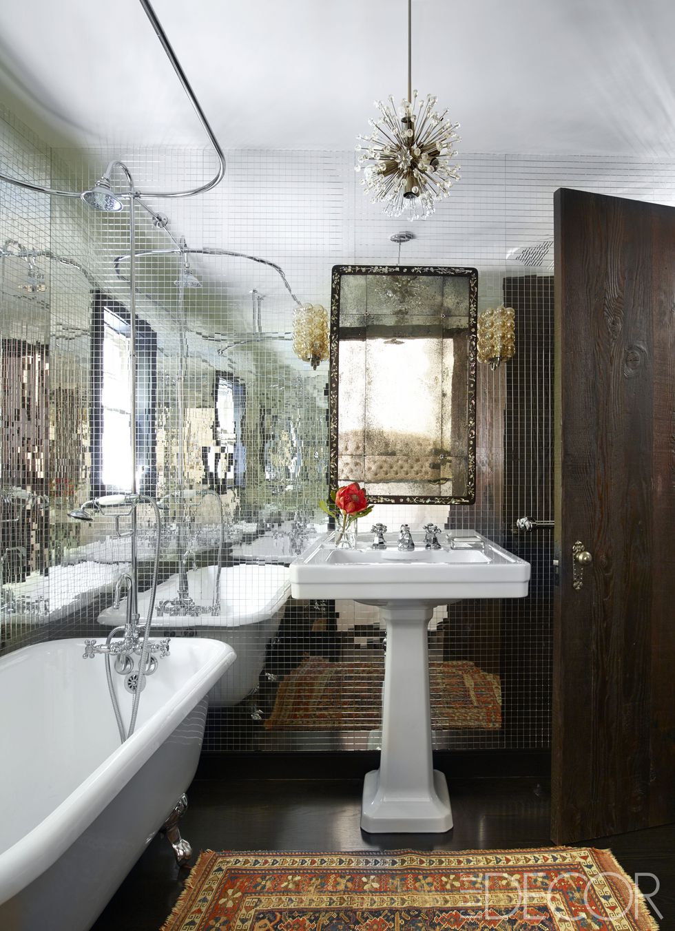 To see more news about Luxury Bathrooms in the world visit us at http://luxurybathrooms.eu/ #luxurybathrooms #interiordesign #homedecor @BathroomsLuxury @bocadolobo @delightfulll @brabbu @essentialhomeeu @circudesign @mvalentinabath @luxxu @covethouse_