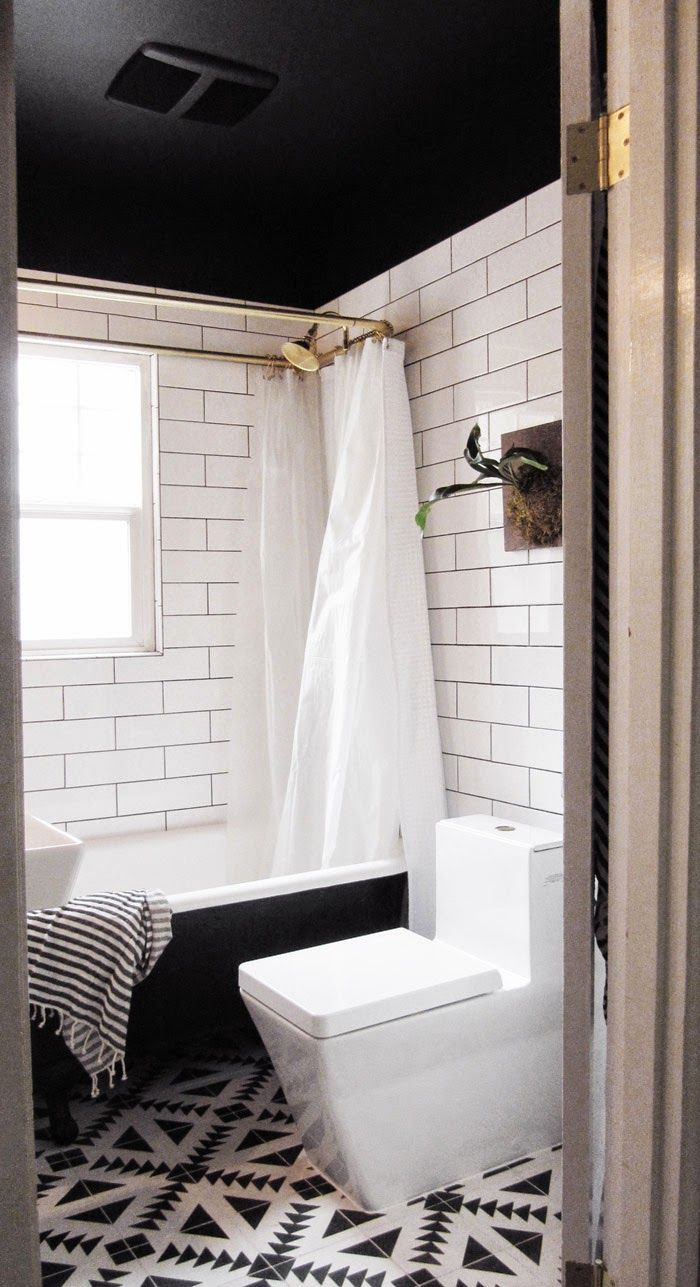 7 Luxury Bathroom Decor Ideas With Colorful Ceilings #luxurybathroomsbrands #luxurybathroomsdesigns #luxurybathroomsimages #allwhitebathrooms http://luxurybathrooms.eu @mvalentinabath