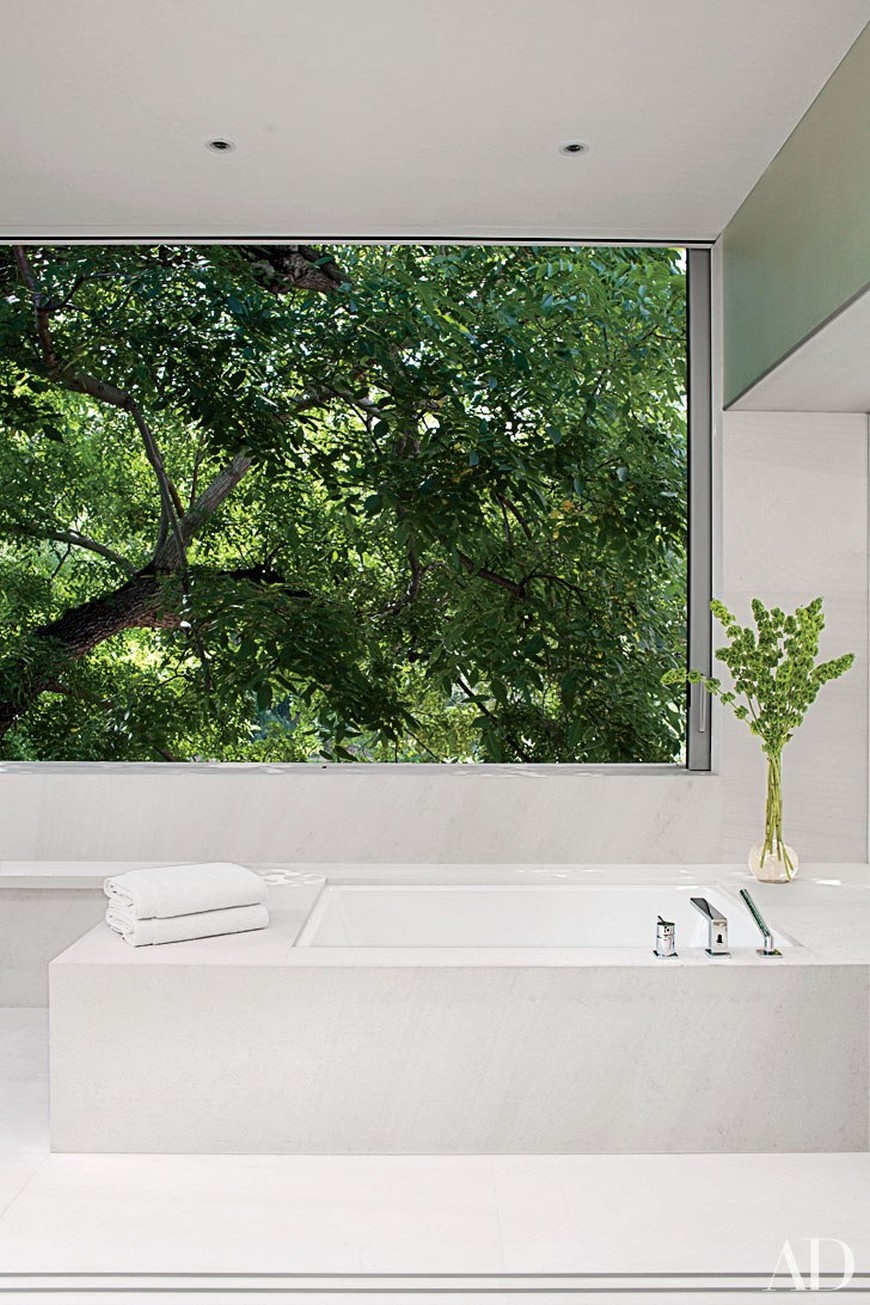 Find Peace of Mind by Looking at 8 Astonishing Minimalist Bathrooms 4