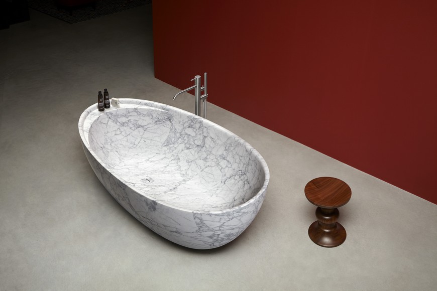 Product of the Week Antoniolupi's Stunning Eclipse Bathtub in Marble 3