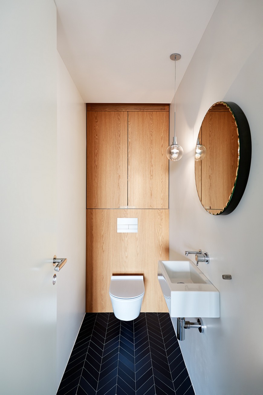 This Triplex Apartment in Prague Features Unique Mid-Century Bathrooms 3
