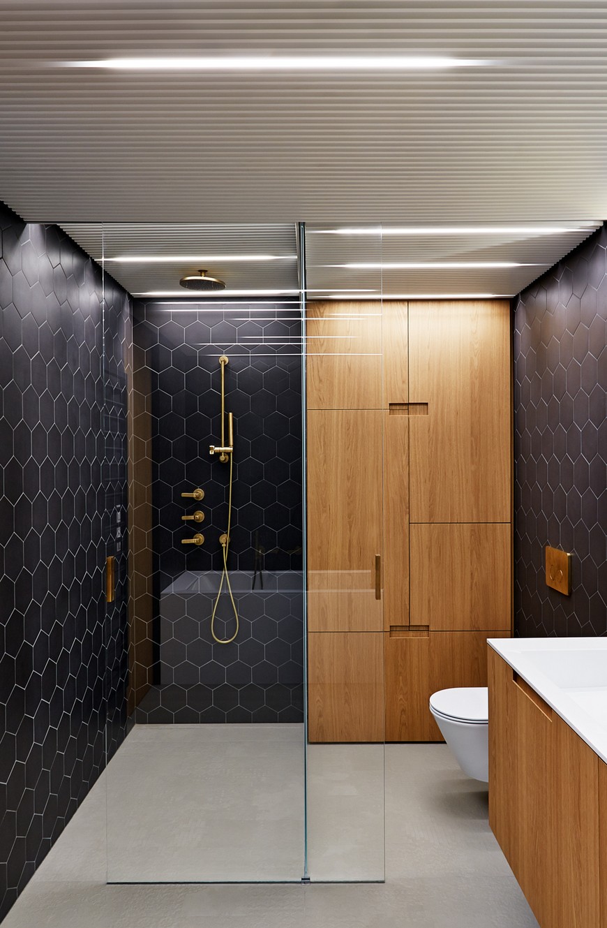 This Triplex Apartment in Prague Features Unique Mid-Century Bathrooms 6