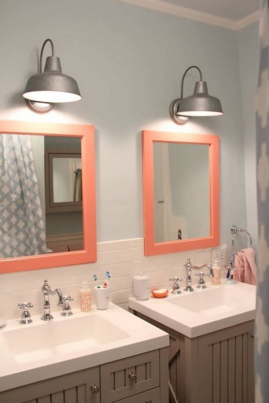 Singular Bathroom Decor Ideas with the Pantone Color of the Year 2019 5